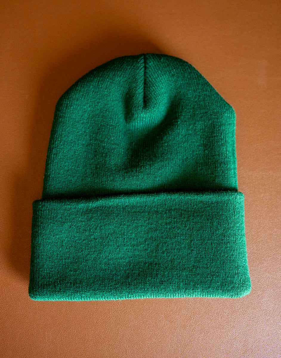 'Ist'ed HARLEQUIN CREST, Embroidered Unique Shako - Stylish Green Beanie for Every D2R Ladder Season